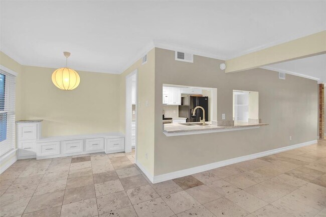 Building Photo - 6539 Wanda Ln
