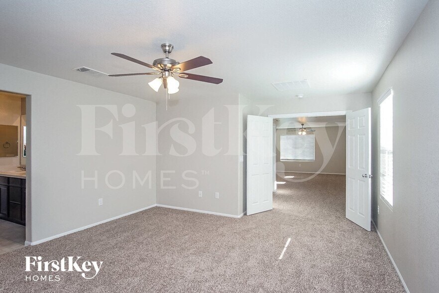 Building Photo - 4515 Cradle Cliff St