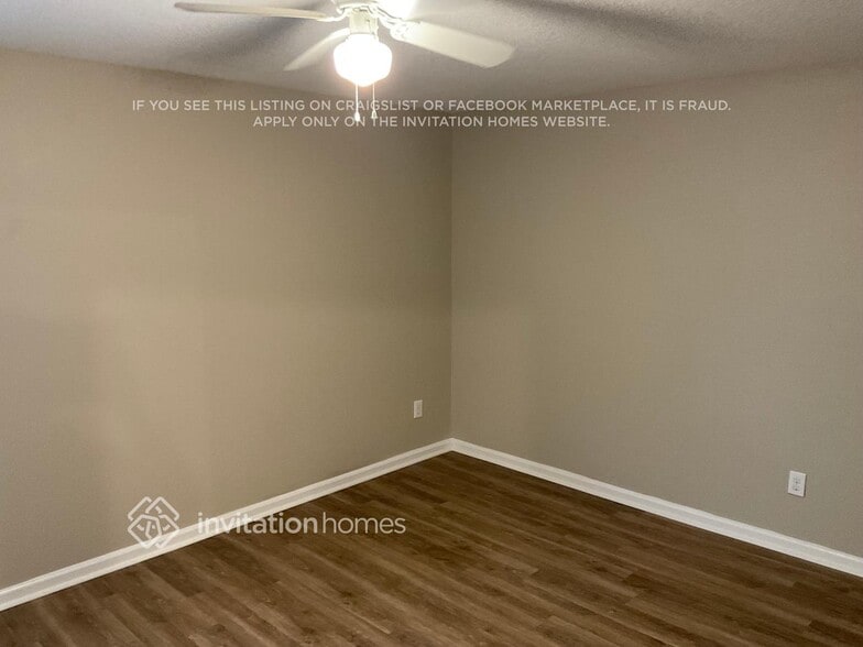 Building Photo - 195 N Aberdeenshire Dr