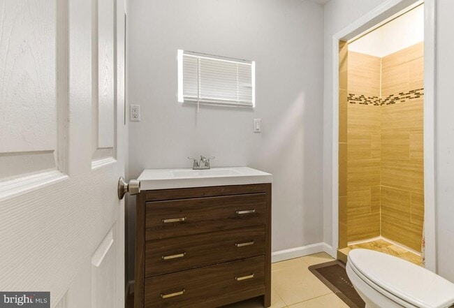 Building Photo - 1013 Delsea Dr