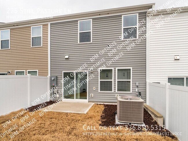 Building Photo - 225 Still Pasture Ln