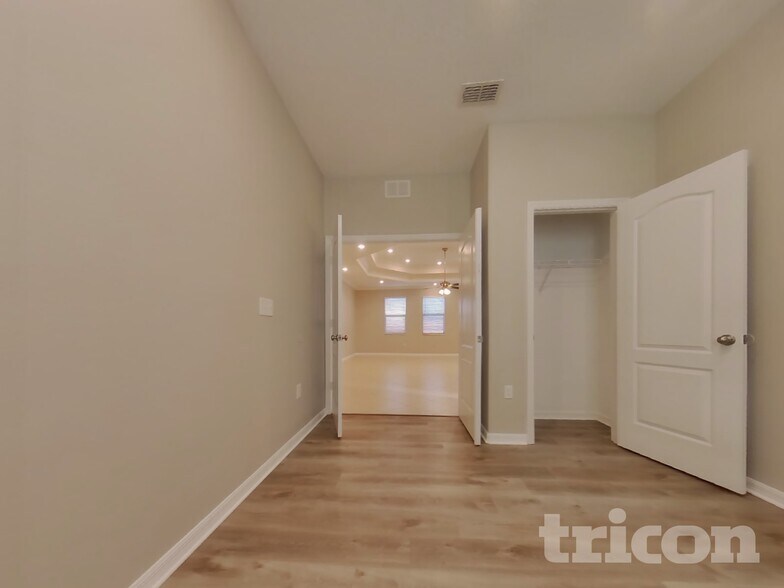 Building Photo - 1660 Luft Ln