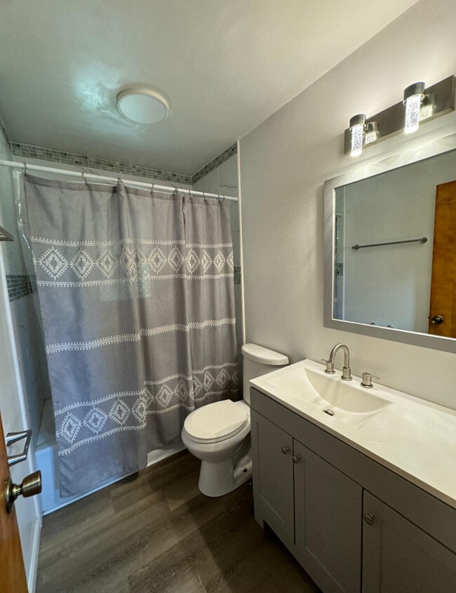 Building Photo - 24207 Jefferson Center St