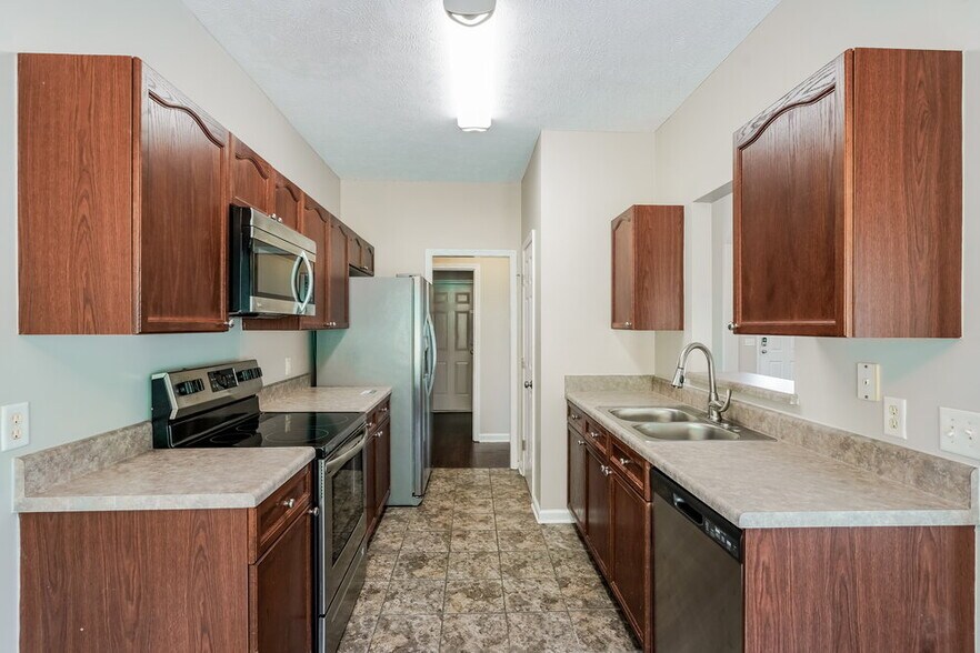 Building Photo - 2178 Loudenslager Dr