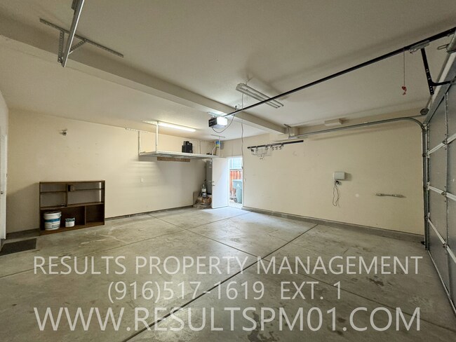 Building Photo - Beautiful 4 Bedroom 3 Bath home