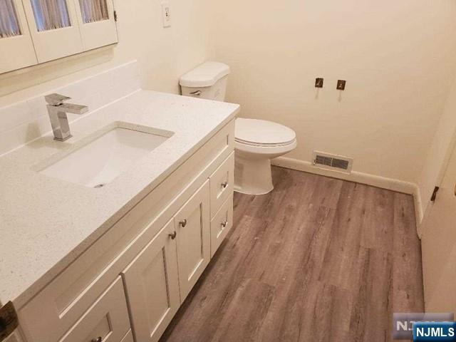 Building Photo - 27 Ridge Rd