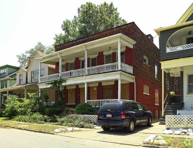 Building Photo - 1730-1734 Lakefront Ave