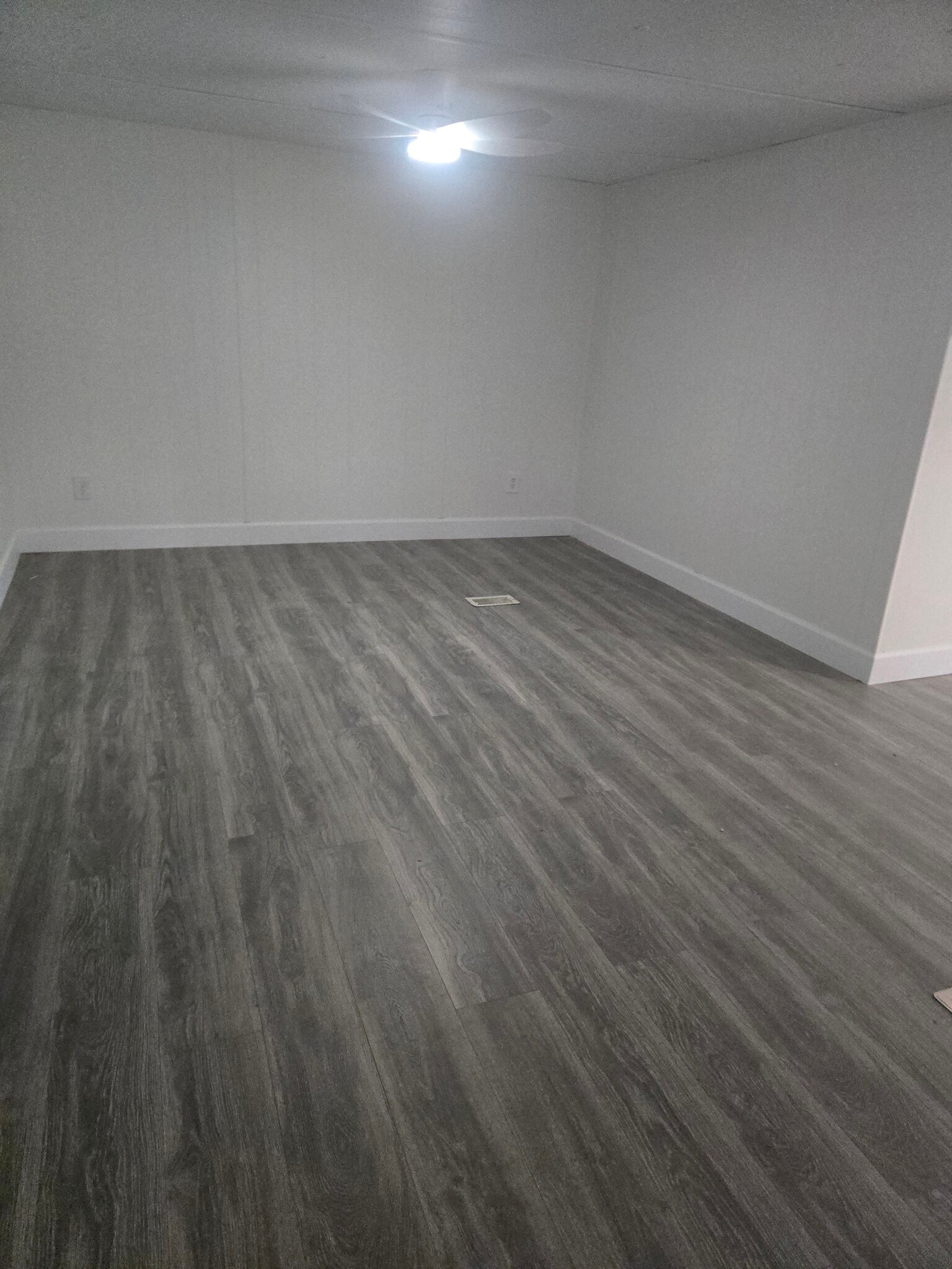 Building Photo - 100 Hoover Ln