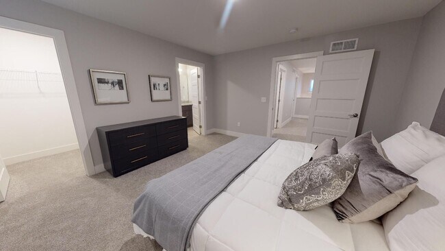 Building Photo - Bluebell | Two Bedroom - Basement Walkout