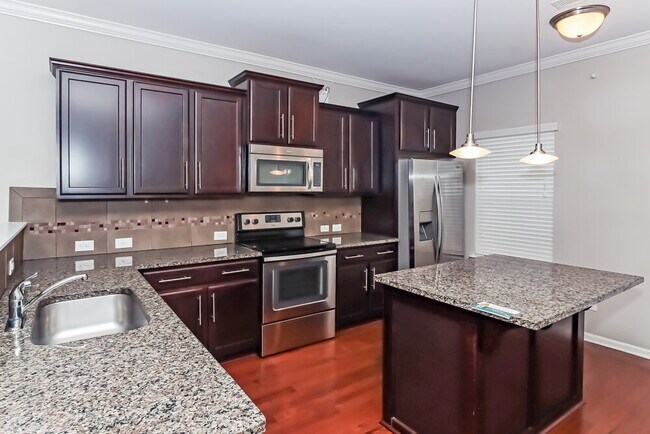 Building Photo - 11519 McDunkeld Dr