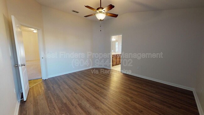 Building Photo - 517 S Aberdeenshire Dr