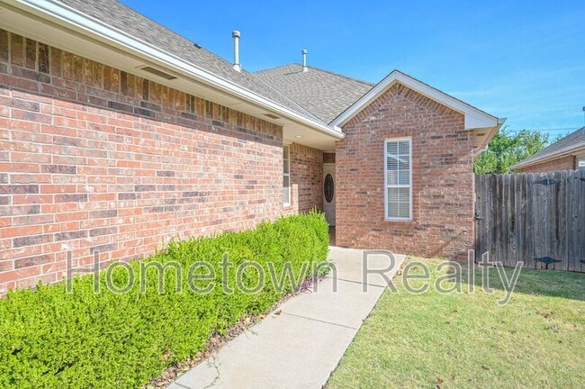 Building Photo - 11317 NW 121st Pl