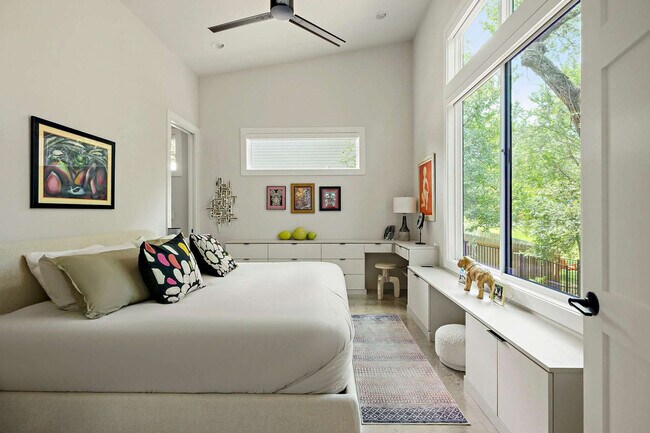 Building Photo - 3608 Pennsylvania Ave