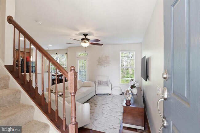 Building Photo - 45758 Winding Branch Terrace