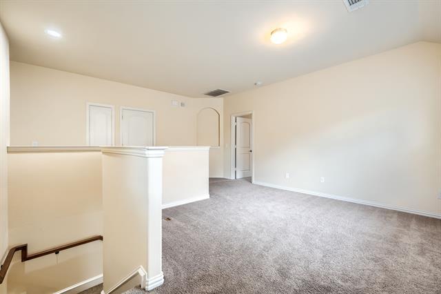 Building Photo - 875 Vaquero St