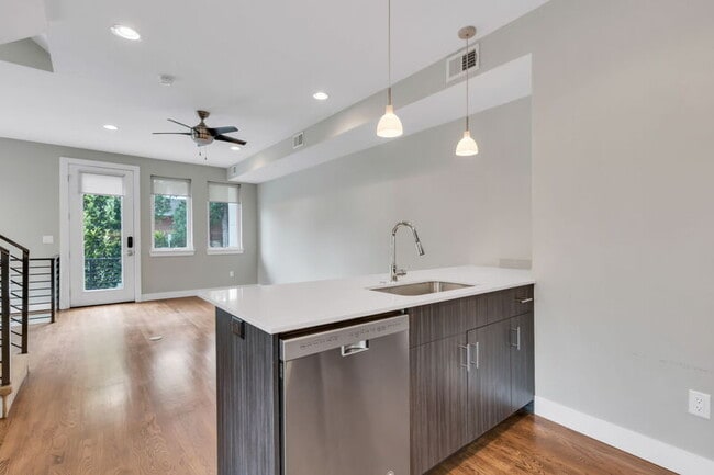 Building Photo - 4394 W 29th Ave