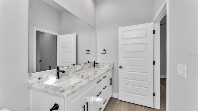 Building Photo - 1170 Windjammer Dr