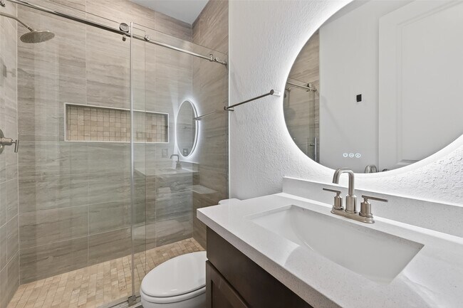 Building Photo - 21642 Laggan Clf Ln