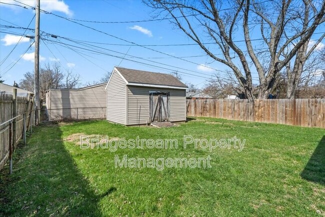 Building Photo - 317 Hypathia Ave