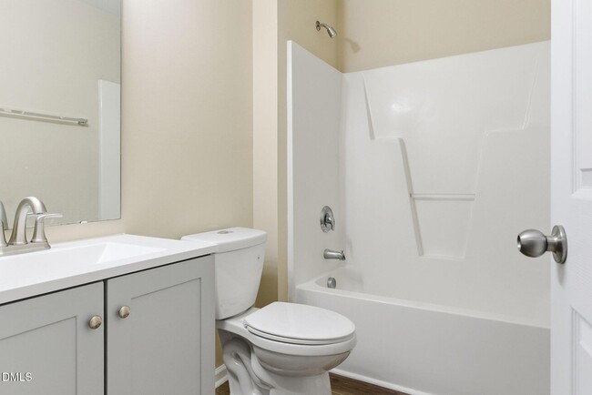 Building Photo - 956 Shining Wire Way