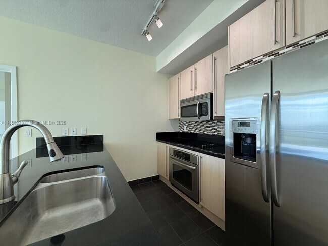 Building Photo - 79 SW 12th St