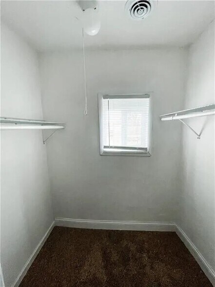 Building Photo - 3154 N Gale St
