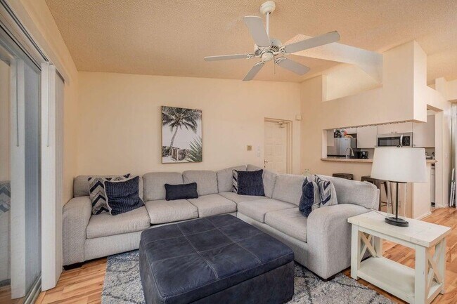 Building Photo - 2500 SE Anchorage Cove