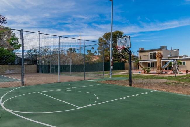 Building Photo - 6845 Coley Ave