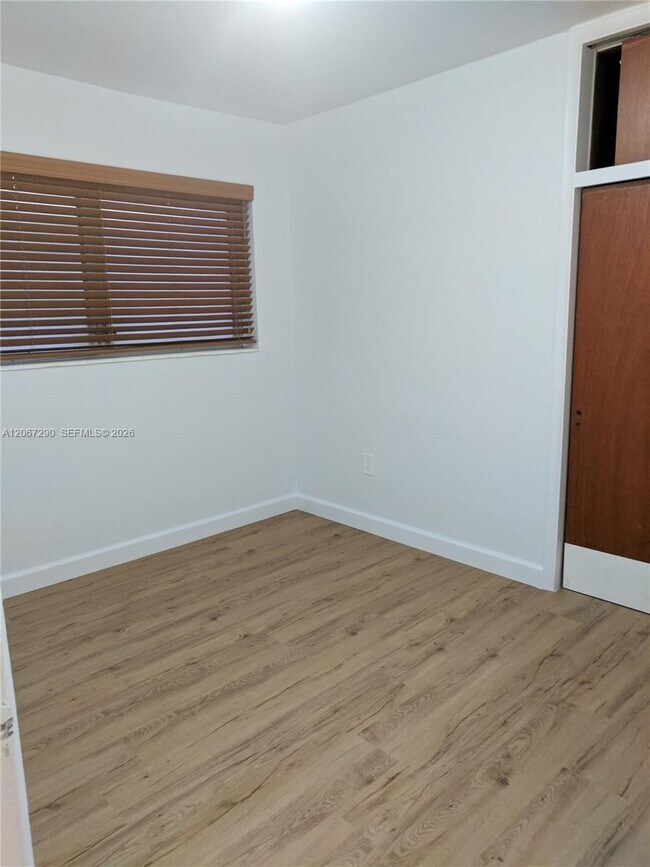 Building Photo - 14160 SW 88th Ave