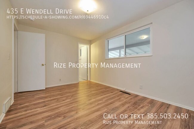 Building Photo - 435 E Wendell Dr