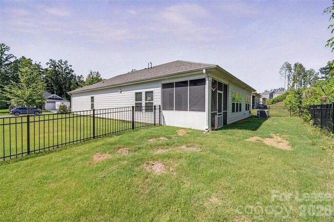 Building Photo - 4513 Duplin Dr