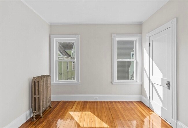 Building Photo - 7 Speedwell St