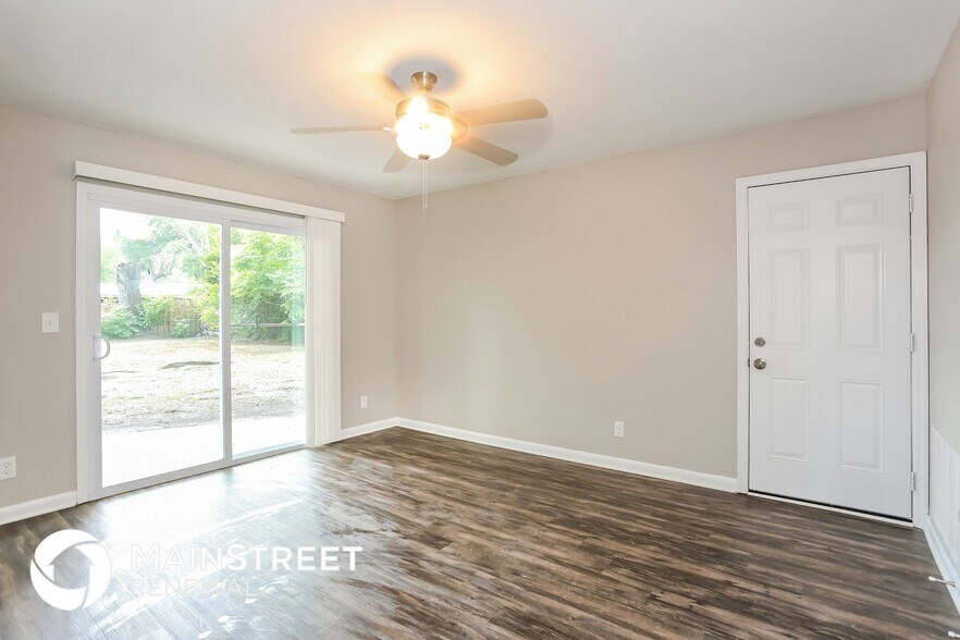 Building Photo - 1148 Palisades Dr