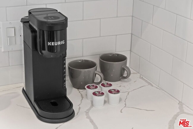 Building Photo - 1224 N Ogden Dr