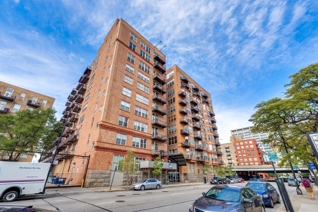 Building Photo - 500 S Clinton St
