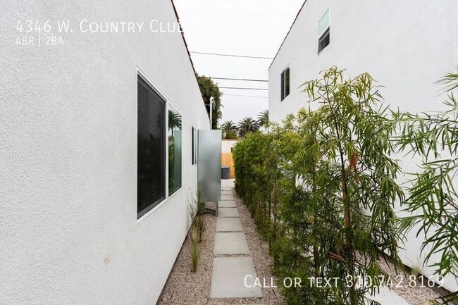 Building Photo - 4346 Country Club Dr