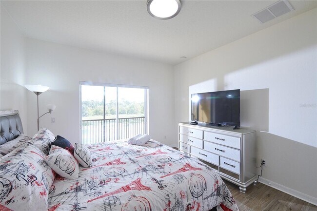 Building Photo - 2745 Oakwater Dr