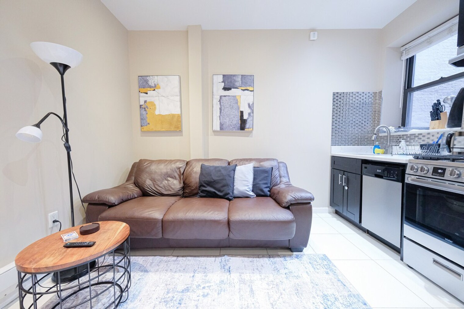 Building Photo - 5 W 101st St