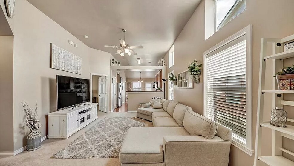 Building Photo - 9000 Eastwood Ave