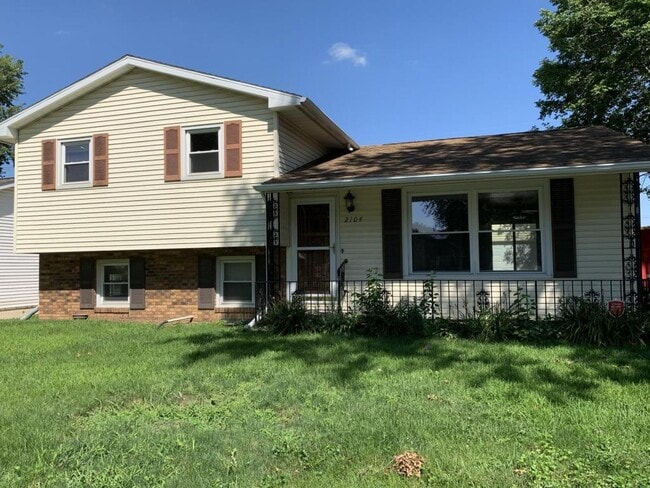 Primary Photo - 2104 Skipton Rd