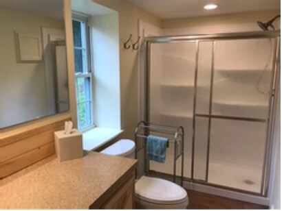 Building Photo - 99 Woodside S Ln