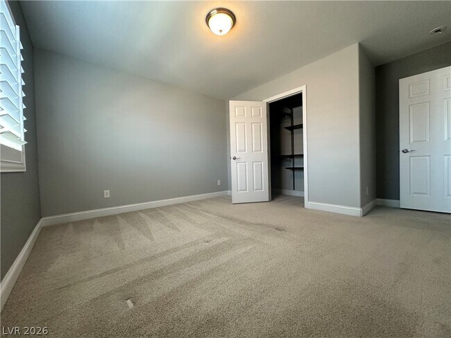 Building Photo - 5937 Gordon Creek Ave