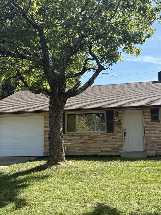 Primary Photo - 6185 Farmborough Dr