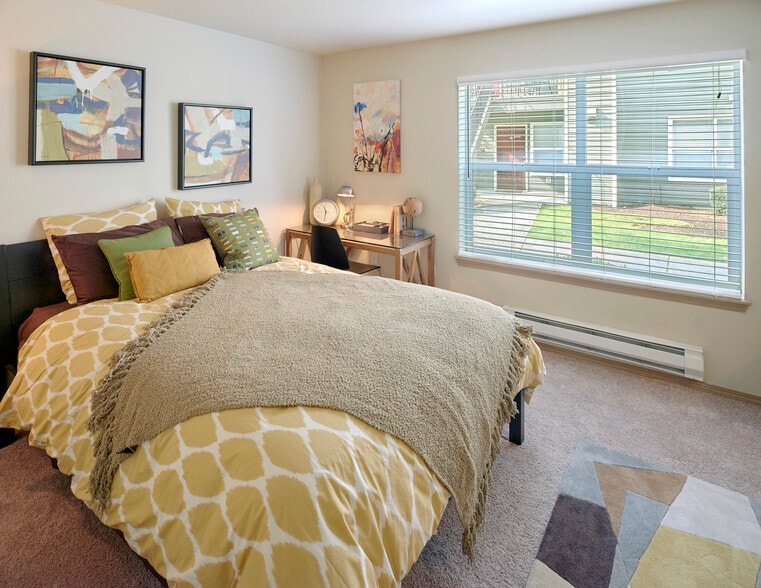 Building Photo - Alderra