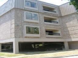Building Photo - 2213 S Braeswood Blvd