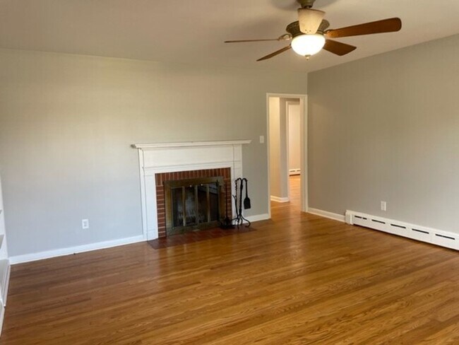 Building Photo - Ranch Single Family House For Rent In Cumb...