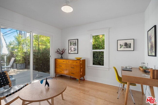 Building Photo - 2012 Linden Ave