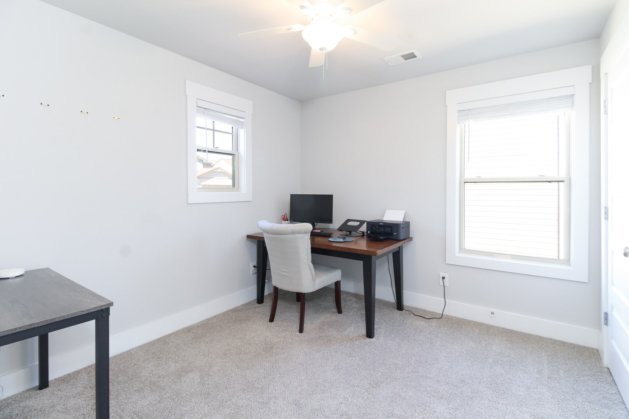 Building Photo - 421 Park W Blvd