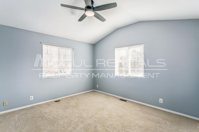 Building Photo - 9411 E Carson St