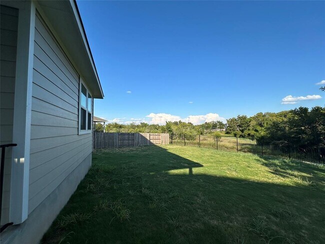 Building Photo - 240 Tall Grass Dr